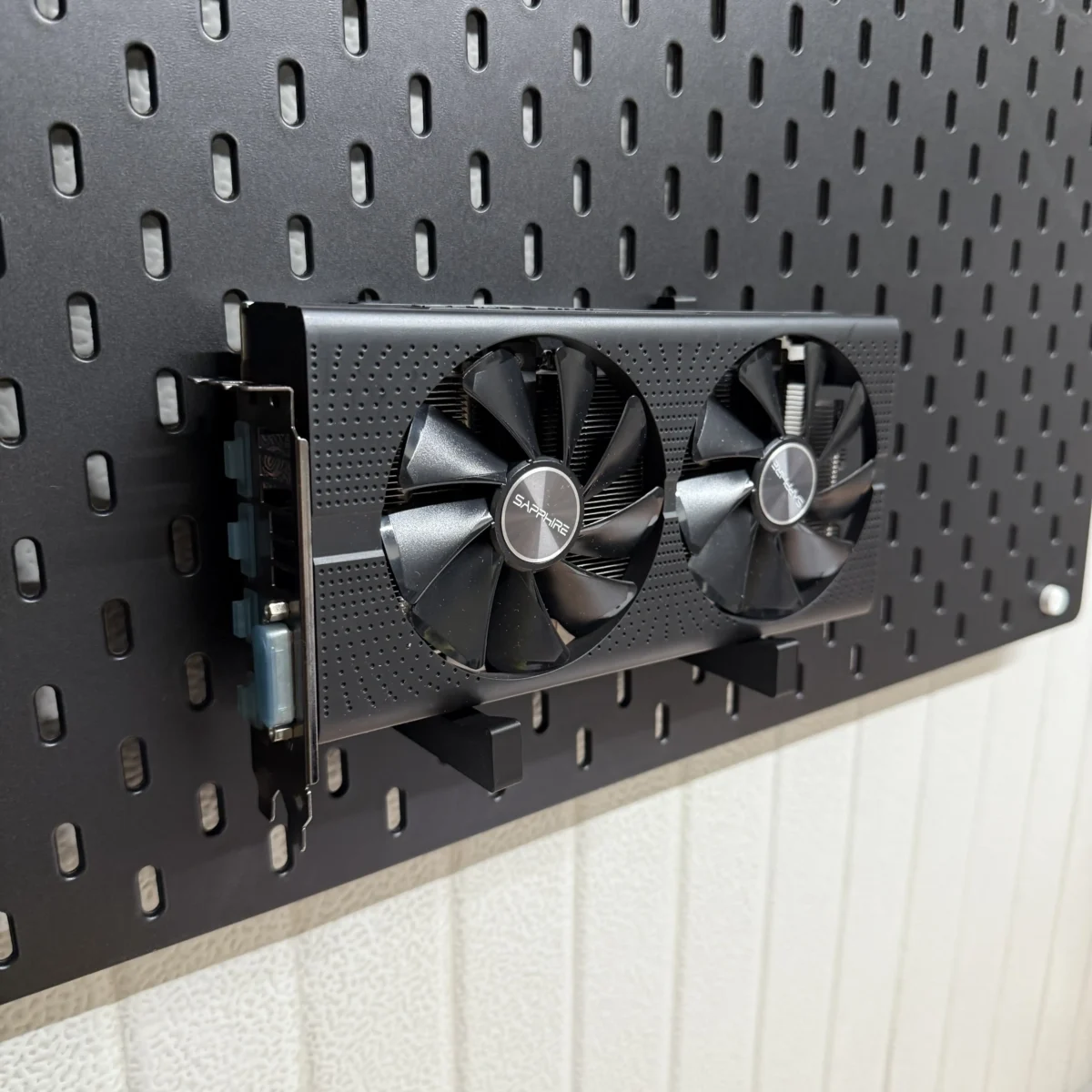GPU Holder for Pegboard – Pegboard Mounted Graphics Card Display Stand ...