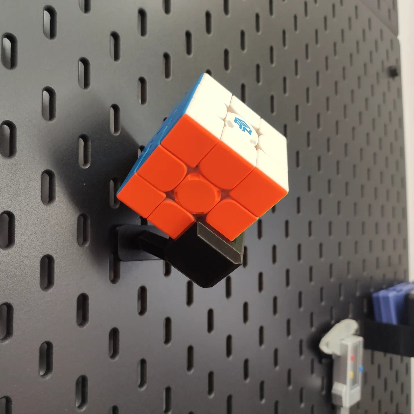 2025-03-22_f1ff2ddda9daa Rubik's Cube Holder for Pegboard | Display Organizer - Image 1