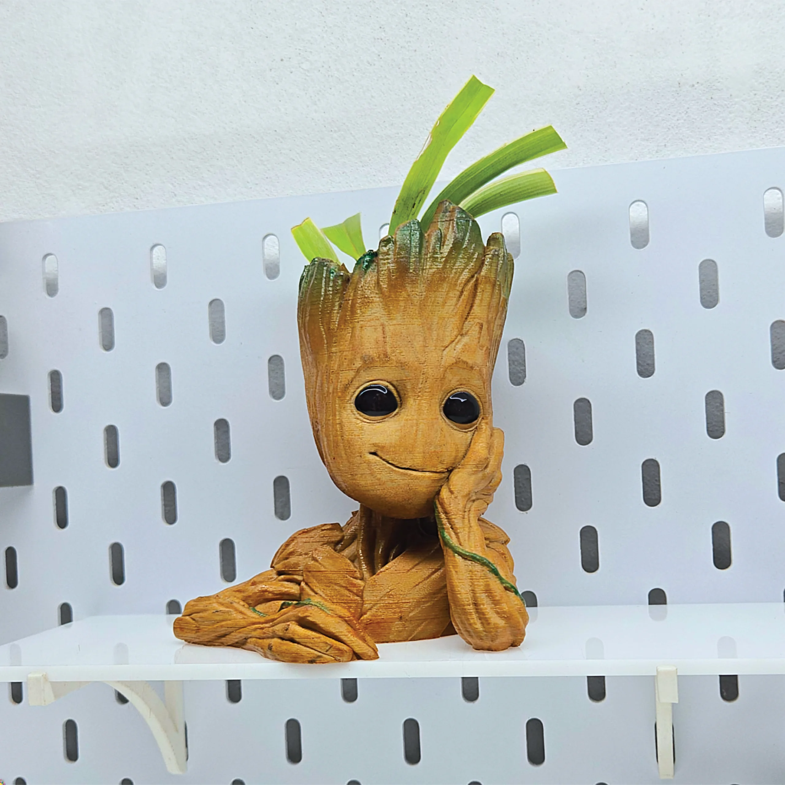 GROOT-PLANTER-001 (2) Groot Planter I Decorative Plant Pot - Image 1